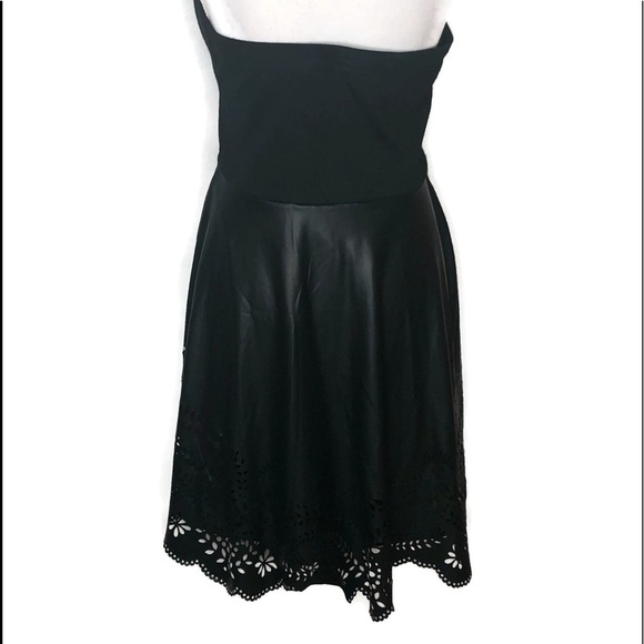 Dots strapless dress in black.  Size L. Has lining - Picture 2 of 6